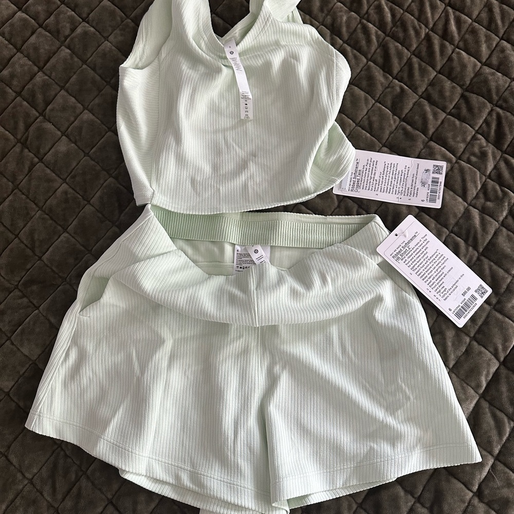 Lululemon Ribbed Softstreme Set - Picture 4 of 8